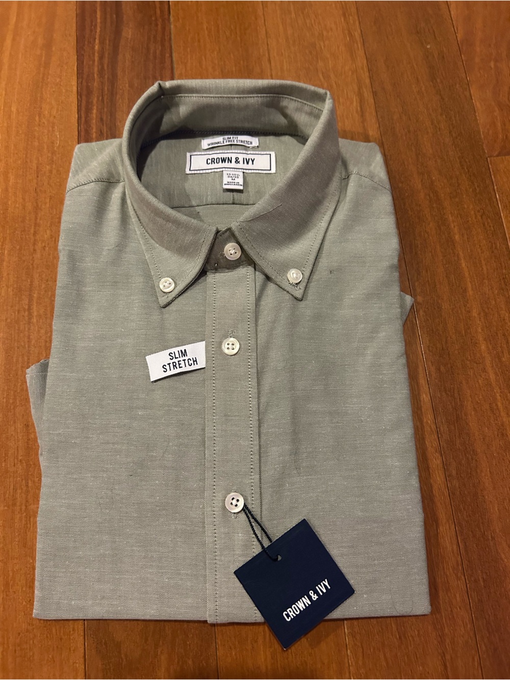 crown & ivy Men's Light Sage Button-Down Collar Polo size M neck 15-15.5 NWT